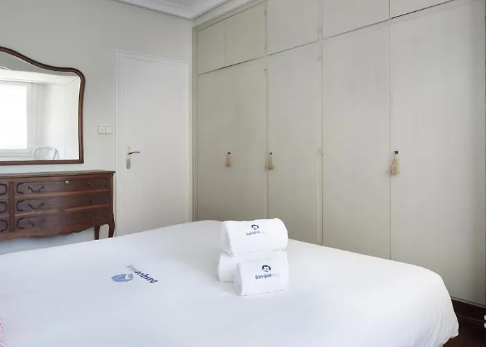 Iraun - Basque Апартаменты